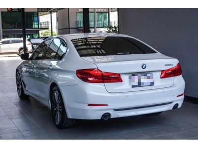 BMW Series 5 2.0 diesel twin power turbo Auto Year 2018 จด 2020 รูปที่ 4